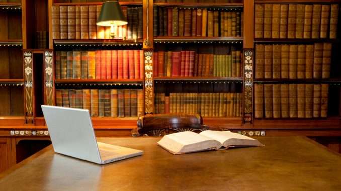 Fikih Nahdlatul Ulama: Tradisi, Pemikiran, dan Peran Lembaga Bahtsul Masail