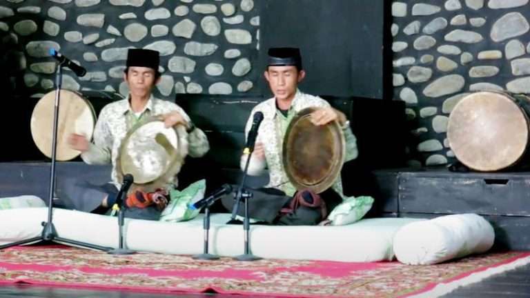 Tradisi dan Upacara Islami Minang