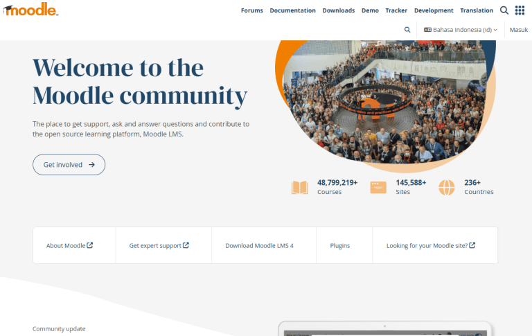 Halaman komunitas Moodle dengan statistik kursus, situs, dan negara